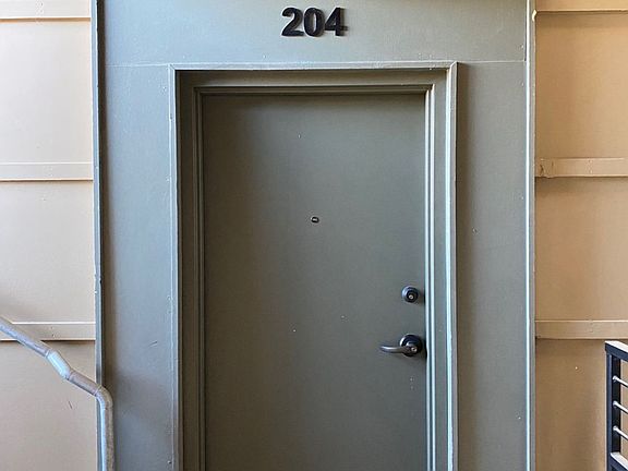2nd image of 1000 Sunset Ave APT 203