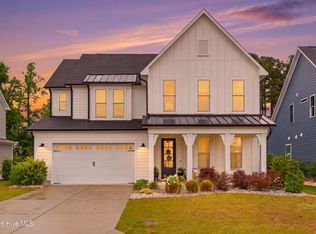 18 W Lightning Bug Lane, Hampstead, NC 28443