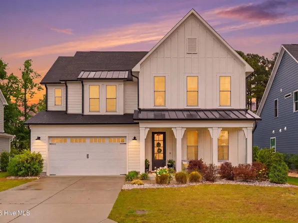 18 W Lightning Bug Lane, Hampstead, NC 28443