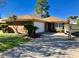 510 Carrie Ln, Lynn Haven, FL 32444