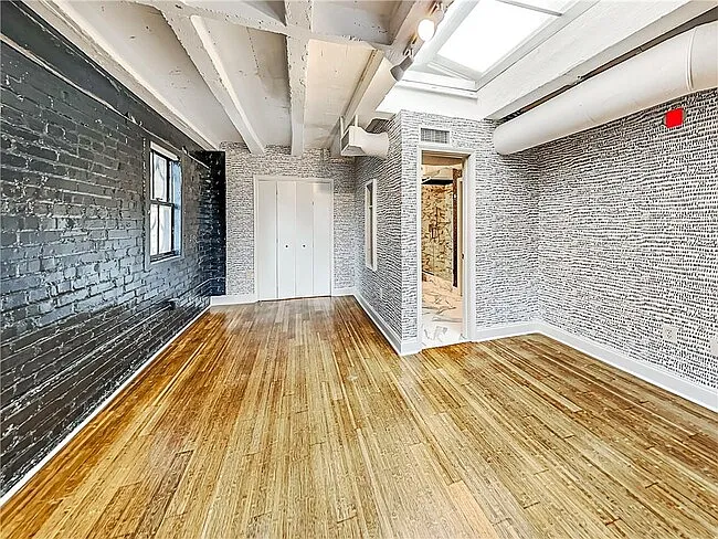 32 Peachtree St NW #1702 — Photo 8