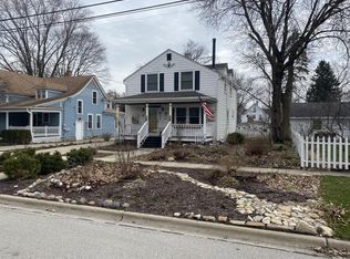 311 N 4th St, Geneva, IL 60134