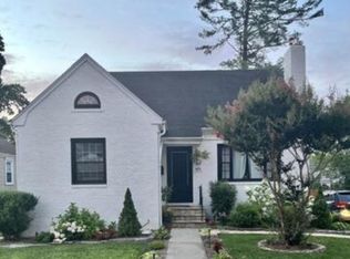 615 Round Oak Rd, Towson, MD 21204