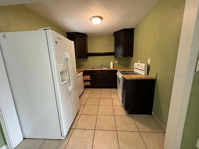 2976 Poplar St — Photo 4