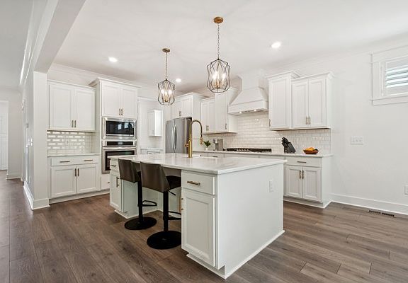 4th image of 5521 Dana Ln