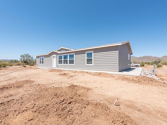 4th image of 52823 W Road Runner Way