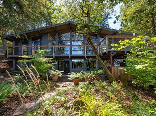 1210 Lemery Ln, Eugene, OR 97405