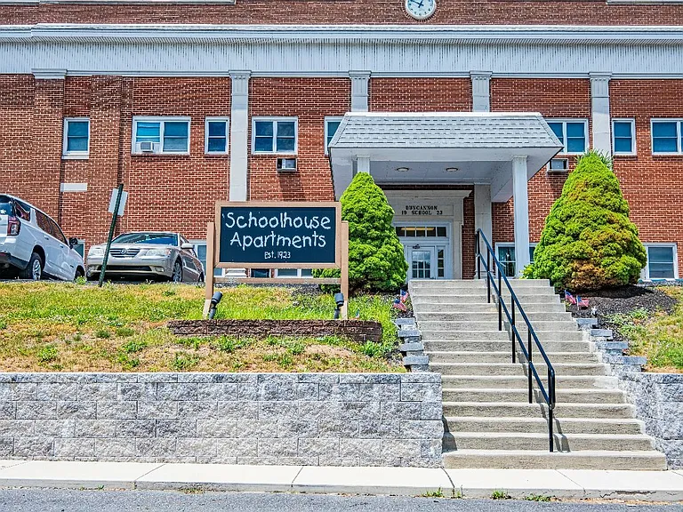 Schoolhouse Apartments — Photo 9