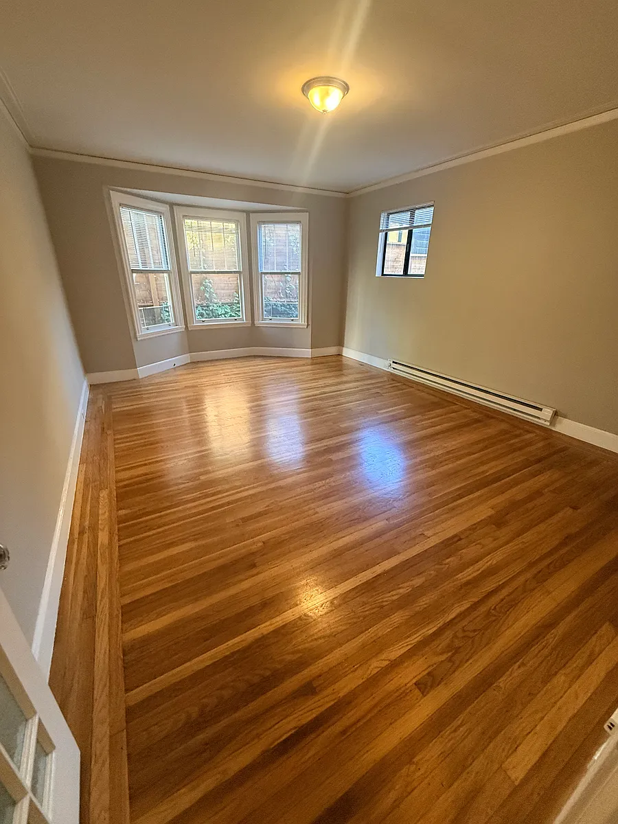 Building Photo - 2908 California St #3
