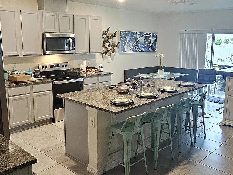 1645 Waylon Ridge Dr — Photo 3