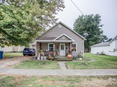 309 Pine St, Carrollton, IL, 62016