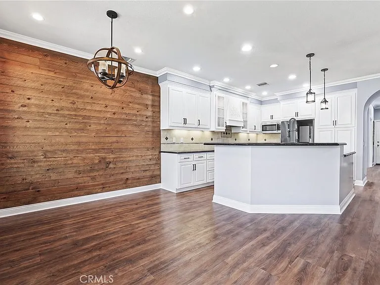 52 Touraine Pl — Photo 17