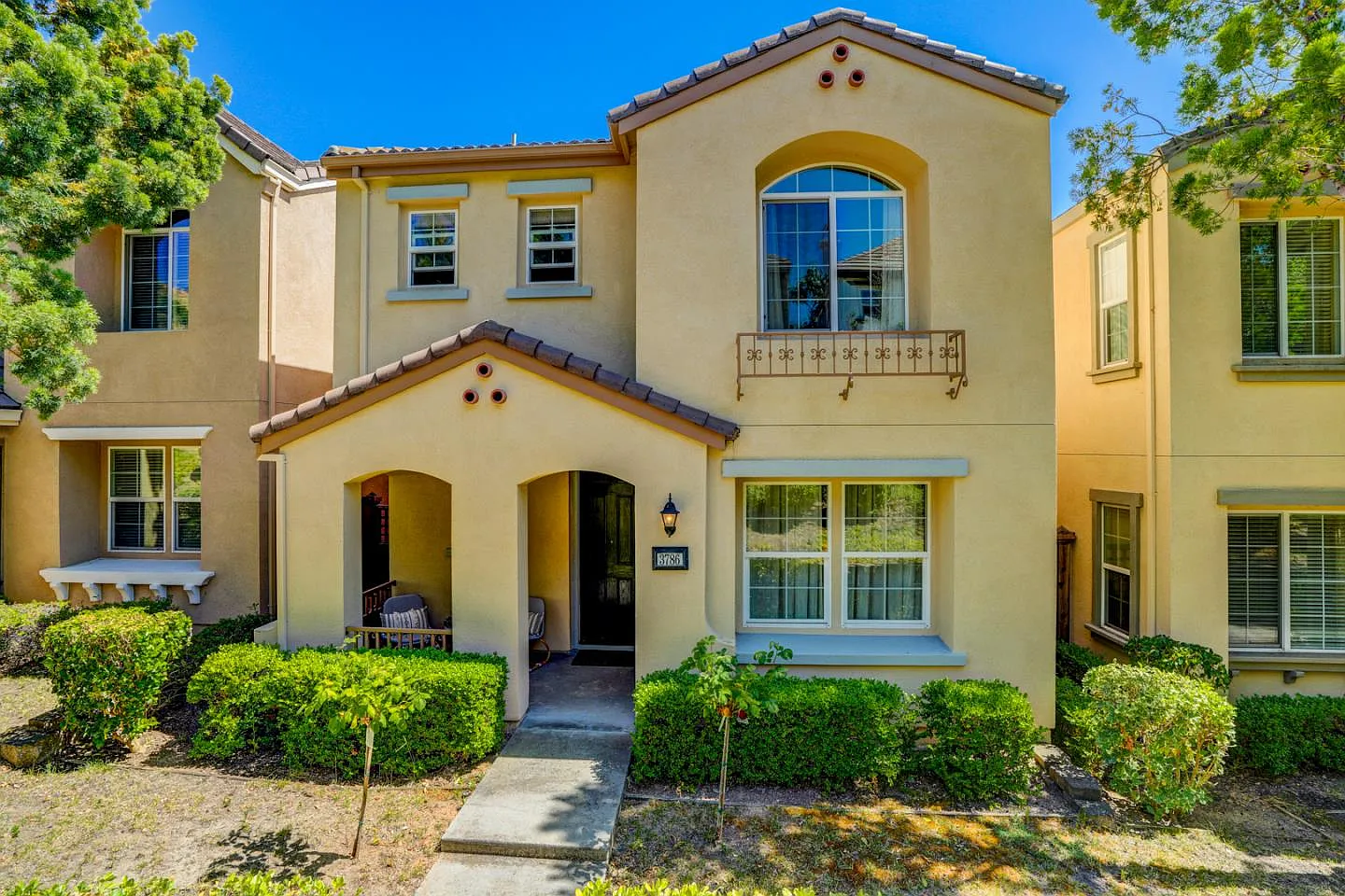 3786 Evangelho Cir photo 1