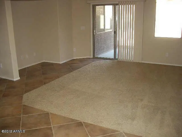 4 bed, 2.0 bath, 1827 sqft, $2,100 — Photo 4