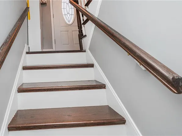 133 Durant Avenue image 22 of 35