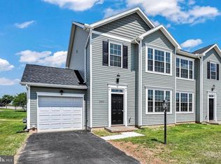 2662 Brownstone Dr, Dover, PA 17315