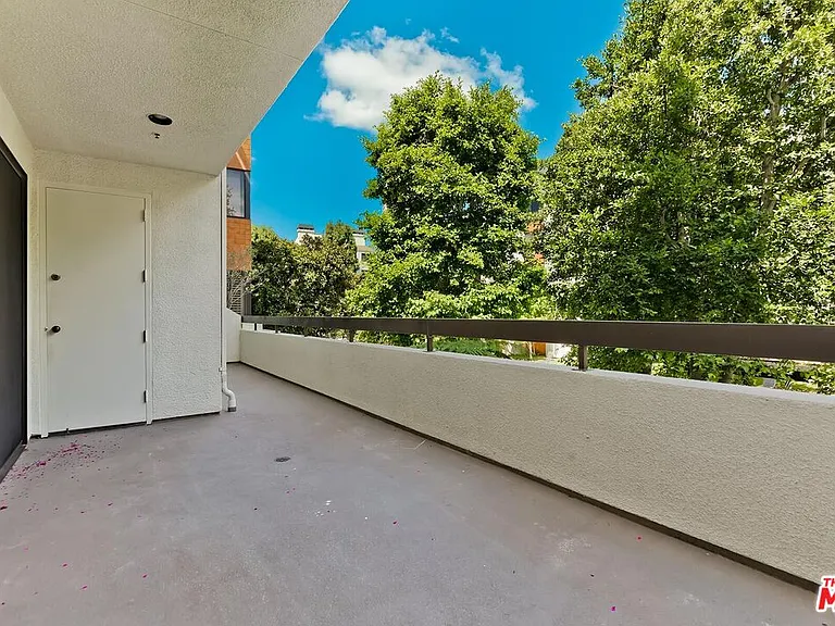 2142 Century Park Ln #102 — Photo 26