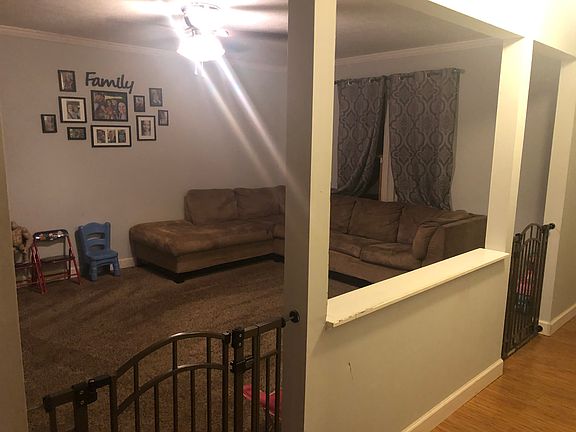 5th image of 6960 Castlebrook Dr