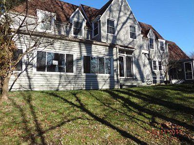 5th image of 4001 Brookdale Dr