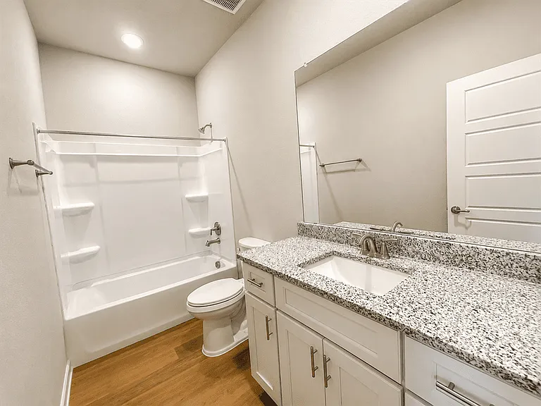 7142 Magnolia Crk #201 — Photo 14
