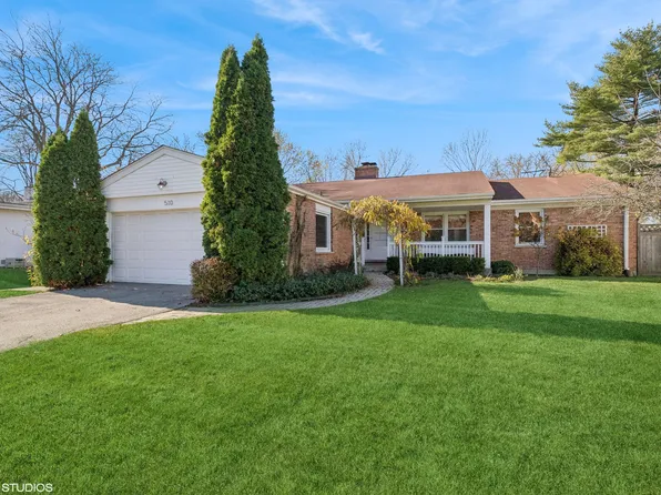 510 Rockland Ave, Lake Bluff, IL 60044