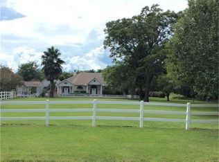 16718 Sun Valley Ln, Rosharon, TX 77583