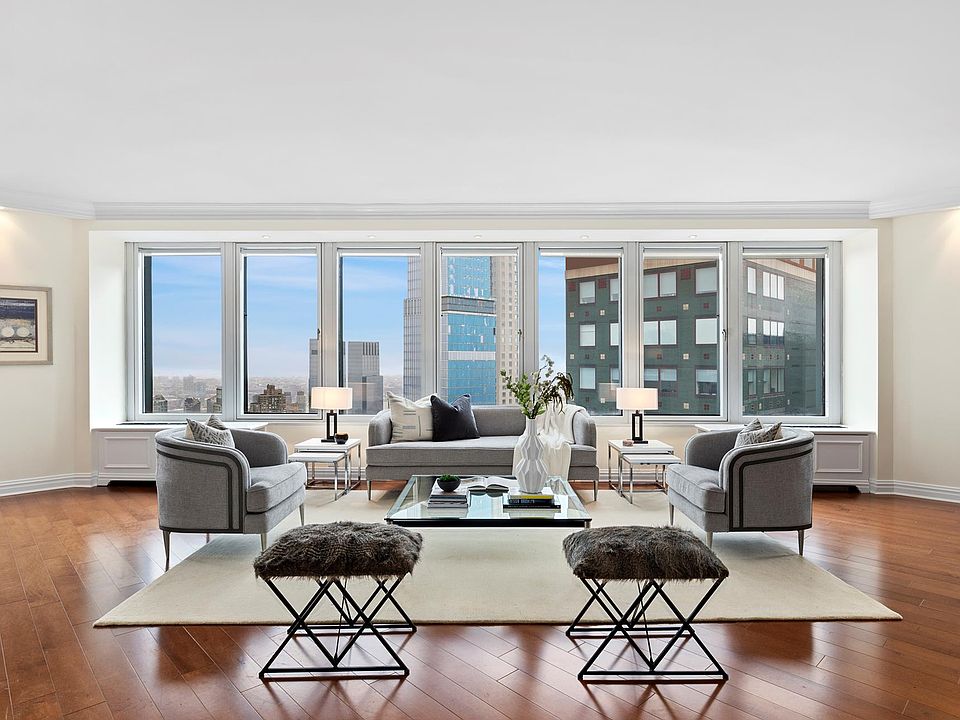 1st image of 150 W 56th St APT 6802