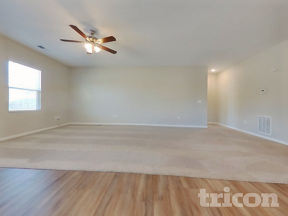 2nd image of 115 Sorrento Dr NW