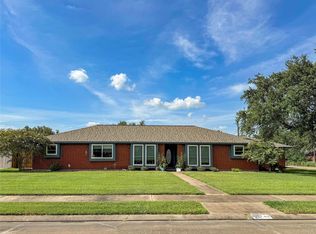 49 Colony Sq, Angleton, TX 77515