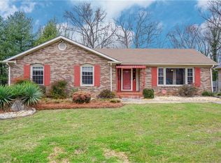 3840 Whitfield Rd, Winston Salem, NC 27105