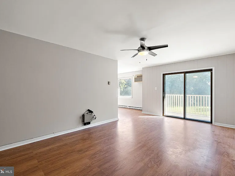 200 Campbell Cir #E-14 — Photo 12