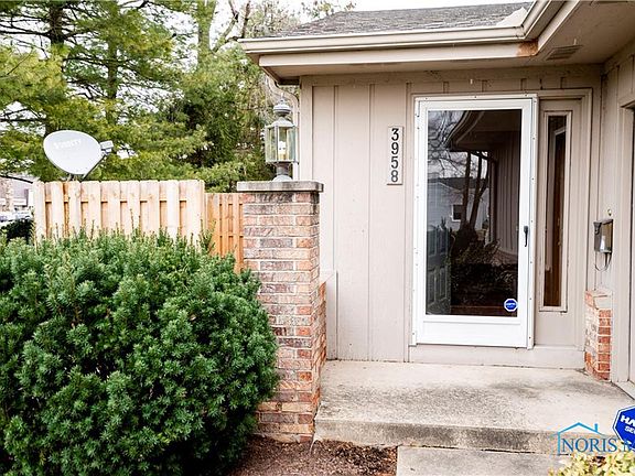 3rd image of 3958 Sylvan Wood Dr #3958