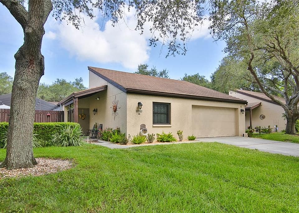 1st image of 3727 Glen Oaks Manor Dr