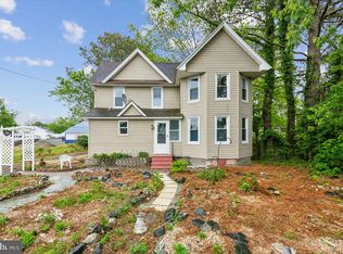 262 N Somerset Ave, Crisfield, MD 21817