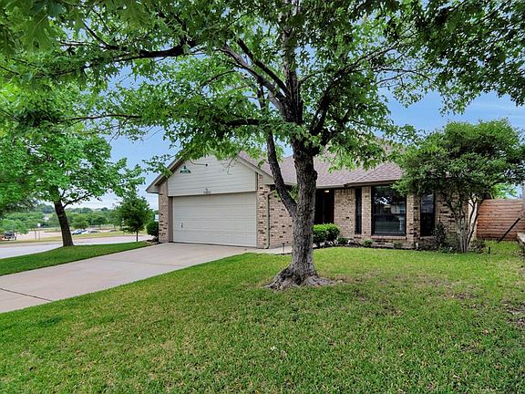 2nd image of 10201 Maria Dr