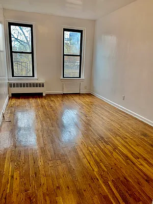 Rented by D H Realty & Management Inc | media 7