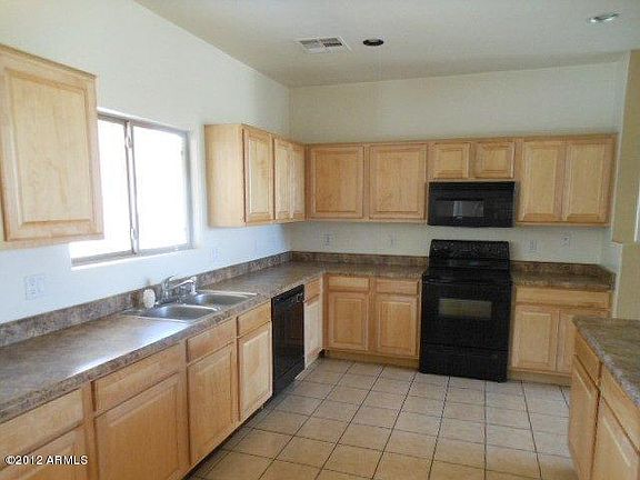 3rd image of 2830 W Mclellan Boulevard