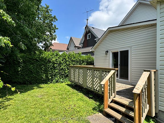 4th image of 5223 Palmer Ave