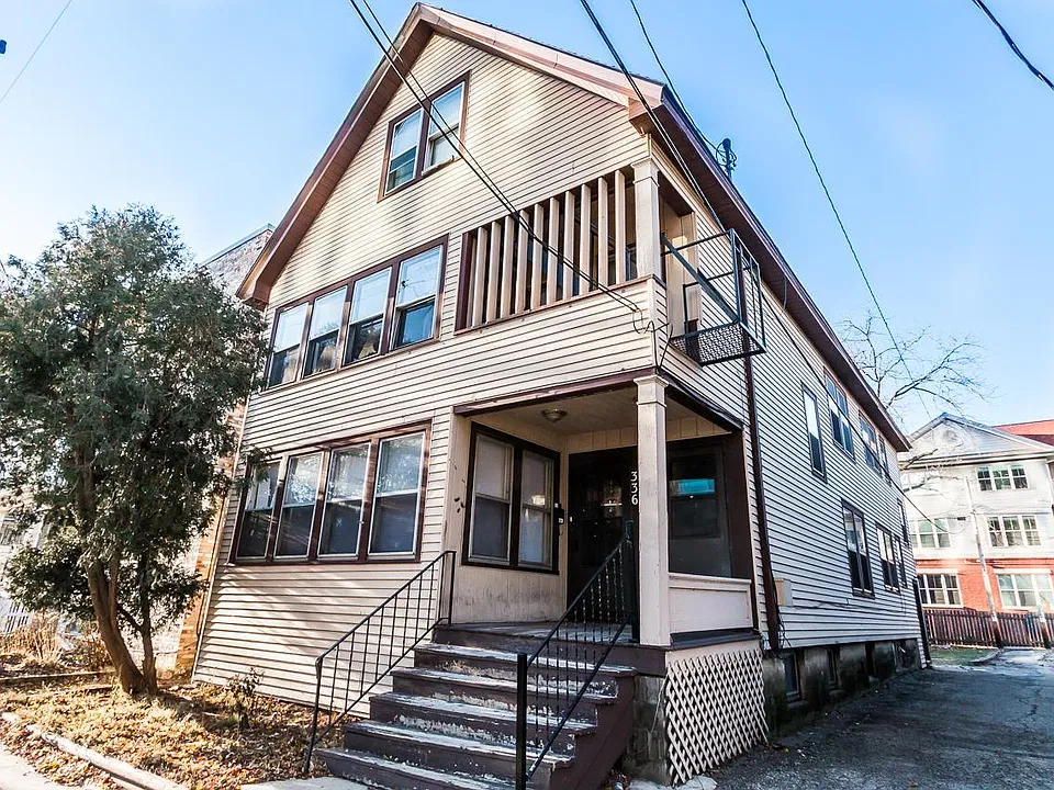 336 W Wilson St #1