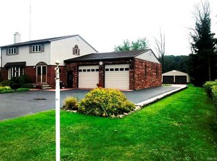 675 Cradle Ave, Angola, NY 14006