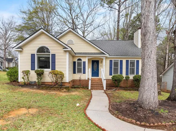 201 Saddlebrooke Rd, Lexington, SC 29072