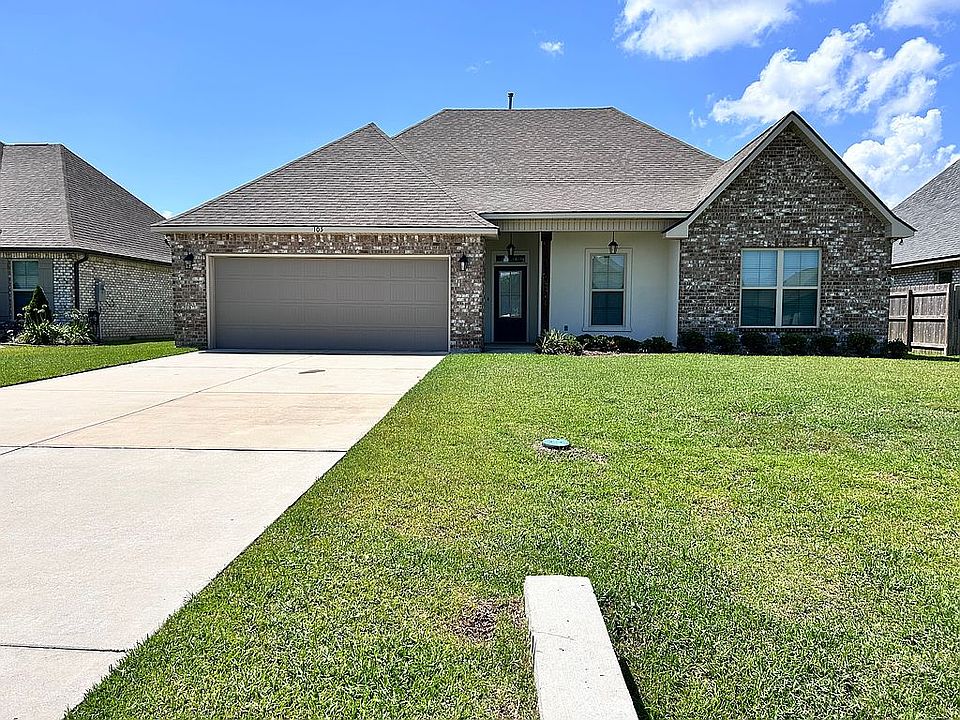 1st image of 105 Cypress Park Ln