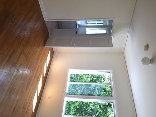 2nd image of 8706 W Olympic Blvd