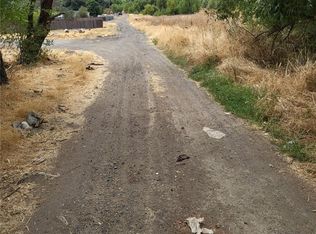 2800 Country Club Dr, Clearlake, CA