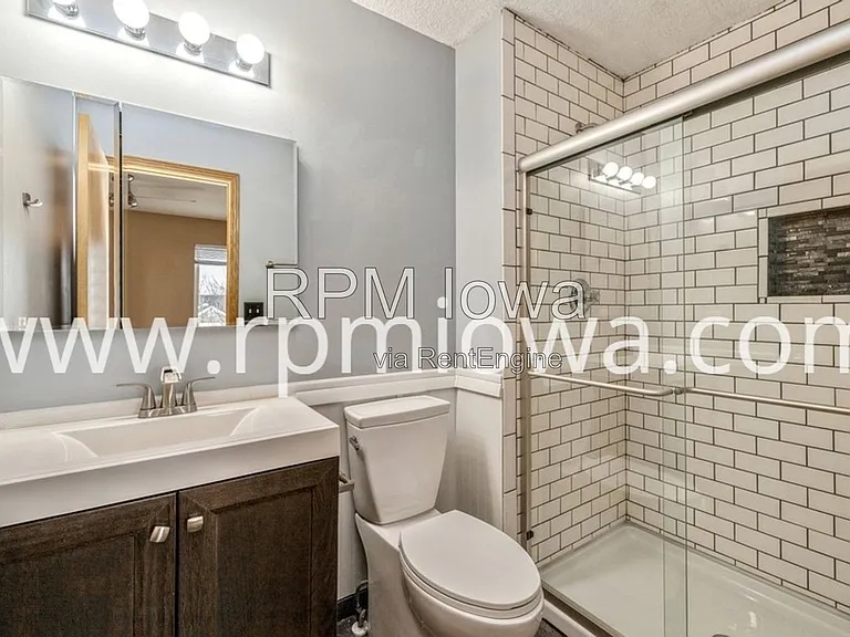 9315 Kingman Dr — Photo 11