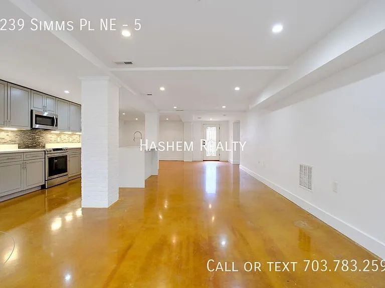 1239 Simms Pl NE #5 — Photo 6