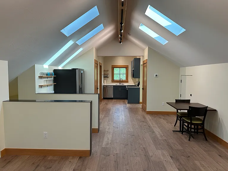 433 N Black Ave #433W — Photo 4