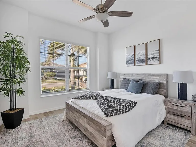 25228 Longmeadow Dr — Photo 18