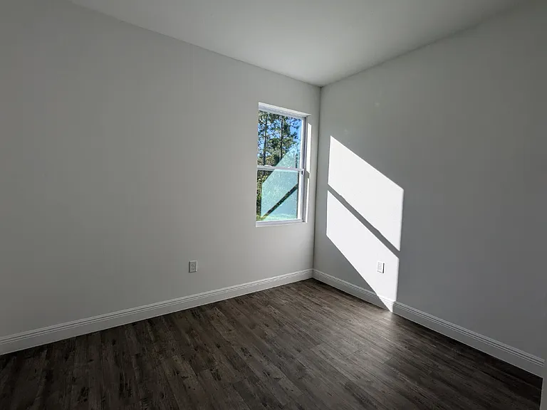 504 Saint Johns Ct — Photo 21
