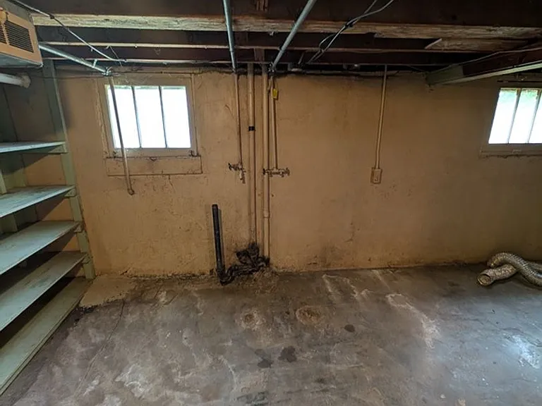275 S 5th St #B — Photo 6